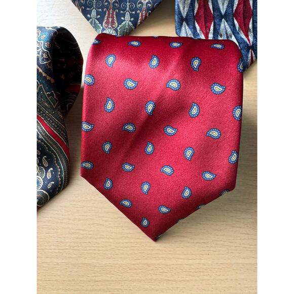 Vintage Tie Lot – 1970s, 80s, and 90s – Mixed Patterns and Brands - Picture 5 of 16